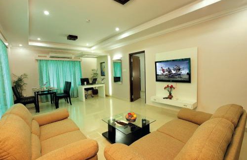 Chittur Hotel | Discover Hotel Srivatsa Regency: 4-Star Stay with Amenities