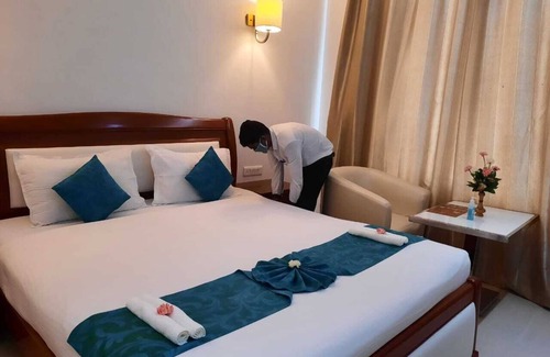 Rameshwaram Hotel | Discover Comfort at Hotel SS Palace: Pool, Spa & Dining