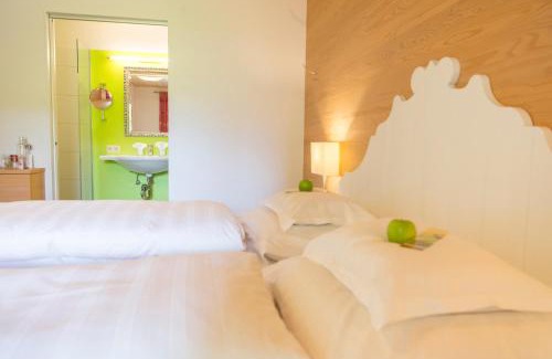 Zug Hotel | Relax at Hotel Stäfeli: 4-Star Oceanfront Retreat