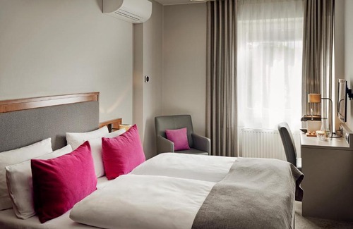 Saint Pauli Hotel | Discover Hotel St. Annen: Family-Friendly with Hot Tub