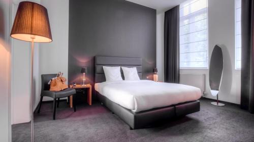 Mons Hotel | Pet Friendly Retreat at Hotel St James with Great Amenities