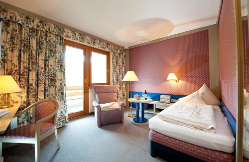 Sankt Oswald Hotel | Eco-Friendly Hotel St. Oswald with Spa and Hot Tub Amenities