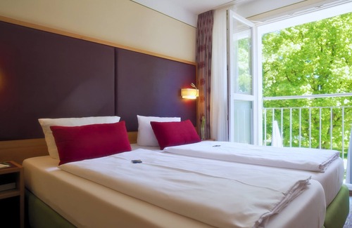 Kempten Hotel | Discover Hotel St. Raphael: Family-Friendly in Allgäu