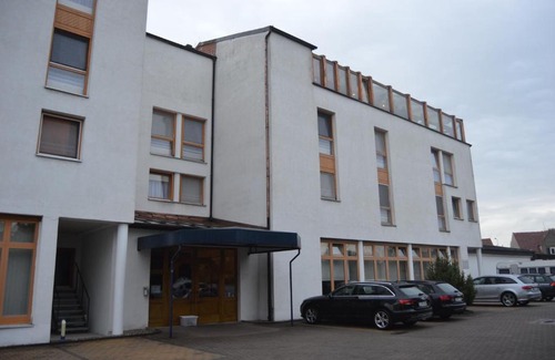 Jessen Hotel | Pet-Friendly Hotel Stadt Jessen with Hot Tub Amenities