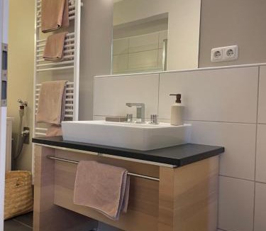 Erlangen Hotel | Discover Hotel Stadthaus: Pet-Friendly with Breakfast & Dining