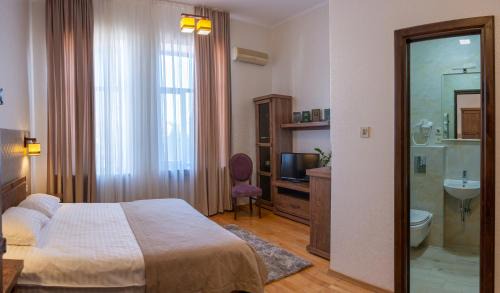 Mukachevo Hotel | Affordable Hotel Star: Family-Friendly with Breakfast Included