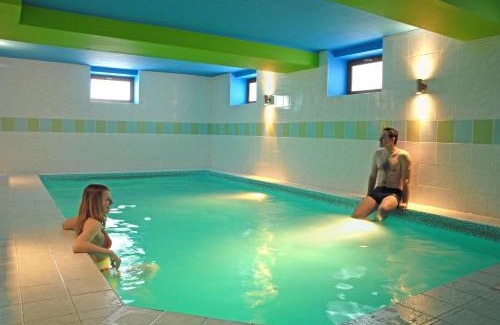 Bela pod Pradedem Hotel | Discover Hotel Stara Posta: Pet-Friendly Oasis with Pool