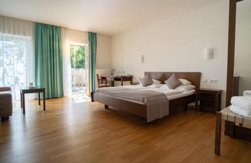 Kaindorf an der Sulm Hotel | Relax at Hotel Staribacher in Beautiful Südsteiermark