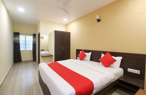 Mughal Sarai Hotel | Comfortable Stay at Hotel Station View Mughalsarai