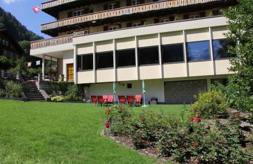 Lauterbrunnen Hotel | Discover Hotel Staubbach: A Family-Friendly Retreat