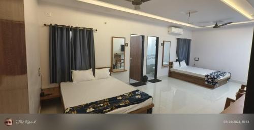 Khambhaliya Hotel | Family-Friendly HOTEL STAY INN on Jamnagar Dwarka Highway