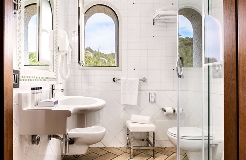 Campulongu Hotel | Escape to Hotel Stella Maris - 4-Star Ocean View Retreat