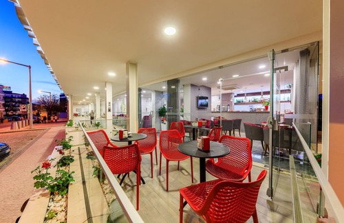 Fatima Hotel | Relaxing Hotel Sto António de Pádua with Spa & Breakfast