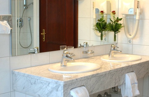 Sellinghausen Hotel | Discover Comfort at Hotel Stockhausen GbR - 4-Star Retreat