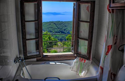 Vizitsa Hotel | Budget-Friendly Hotel Stoikos with Breakfast & Family Amenities