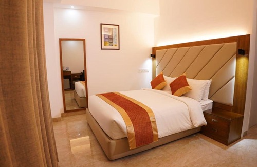 Dhaka Hotel | Comfortable HOTEL STUDiO23: Ideal for Families and Dining