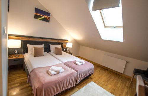 Zamosc Apartment | Hotel Sukcesor: Guest Rated 10/10 with Family-Friendly Amenities