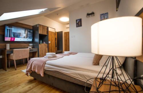 Zamosc Apartment | Hotel Sukcesor: Guest Rated 10/10 with Family-Friendly Amenities