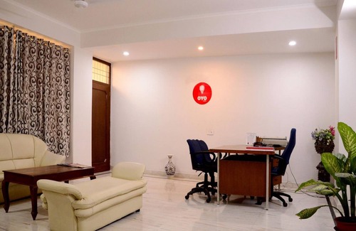 Adarsh Nagar Hotel | Discover Hotel Sukh Vilas Jaipur: Family-Friendly Retreat