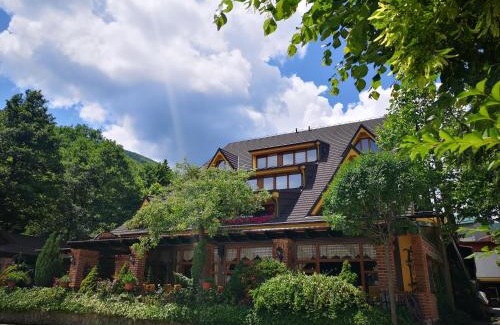 Bitola Hotel | Discover Comfort at Hotel Sumski Feneri - Rated 9/10