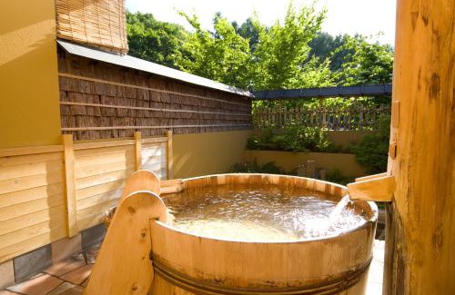 Yunokoya Onsen Hotel | Discover Relaxation at Hotel Sunbird with Spa & Hot Tub