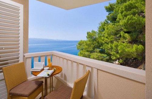 Brela Apartment | Hotel Sunceva Postelja Brela - One bedroom apartment with side sea view