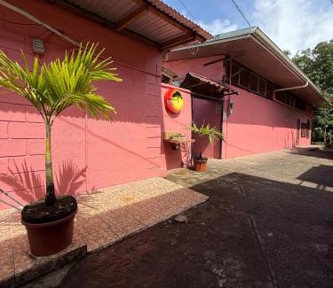Tortuguero Hotel | Relaxing Retreat at Hotel Sunset Rooms with Spa & Pet-Friendly