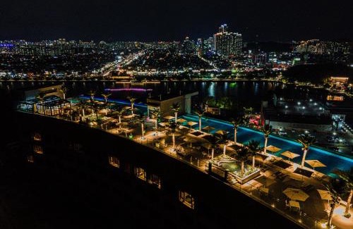 Dusan-dong Hotel | Relax at Hotel Susung Spa Resort with Private Pool & More