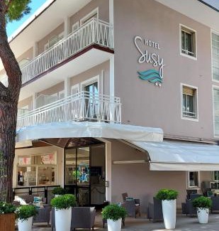 Alba Hotel | Hotel Susy - Redesigned Comfort Steps from the Beach