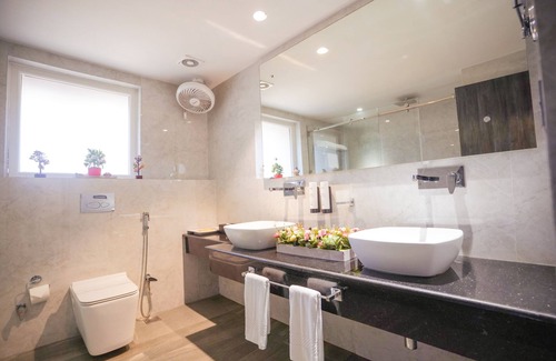 Bareilly Hotel | Discover Comfort at Hotel Swarn Towers with Family-Friendly Amenities