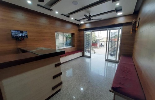 Giridih Hotel | Discover Hotel Swastik, Mohania: Family-Friendly Comfort