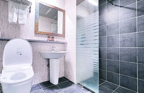Jocheon Hotel | Discover Hotel Sweet Castle Jeju Hamdeok - Family-Friendly Stay