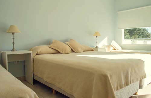 Gualeguaychu Hotel | Relax at Hotel Tagüé: Pool, Spa & Family-Friendly Fun
