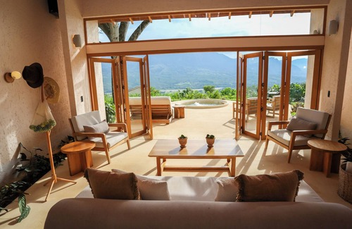 Fredonia Hotel | Discover Hotel Tahití: Pool, Spa & Family-Friendly Stay