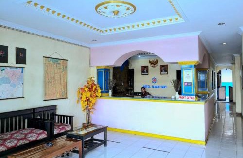 Gambir Hotel | Budget-Friendly Hotel Taman Sari with Breakfast & Child Care
