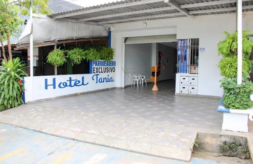 Caucasia Hotel | Guest Rated Hotel Tania: Family-Friendly with Hot Tub