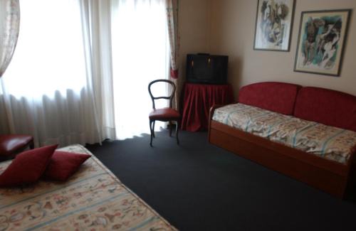 Fener Hotel | Welcoming Hotel Tegorzo: Pet-Friendly and Family-Oriented Stay