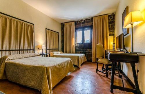 Ponferrada Hotel | Discover Hotel Temple Ponferrada: Family-Friendly Retreat