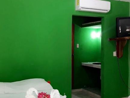 Xpujil Hotel | Pet Friendly Getaway at Hotel Templo Maya with Breakfast