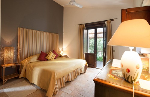 Todi Other | Unmatched Comfort at Hotel Tenuta di Canonica: 10/10 Rating