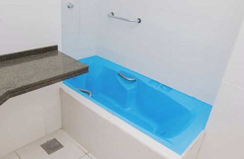 Gravatal Hotel | Relax at Hotel Termas do Lago with Pool & Spa Amenities