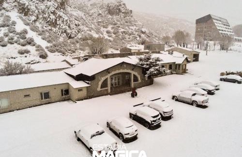 Los Molles Hotel | Relaxing Retreat at Hotel Termas Lahuen-Có with Hot Tub