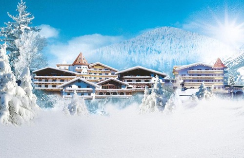 Berwang Hotel | Relax at Hotel Thaneller Stadl Bräu with Ocean View Pool
