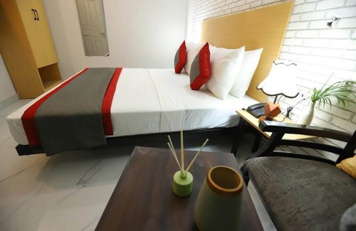 Noida Hotel | Hotel The Anvi Residency Sector 132