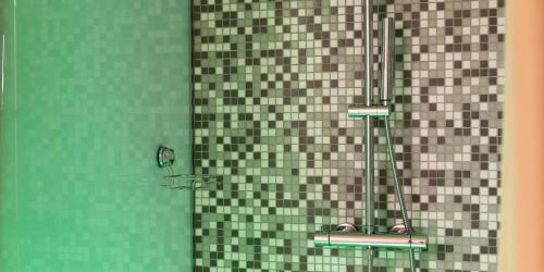 Fidenza Hotel | Pet-Friendly Haven: Hotel The Cube - Rated 9/10 by Guests