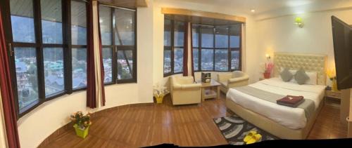 Manali Hotel | Family-Friendly Stays at Hotel The Hadimba Inn - 4-Star Comfort