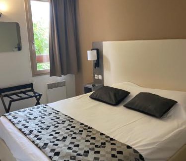 Romans-sur-Isere Hotel | Discover Comfort at Hotel The Originals Romans-sur-Isère