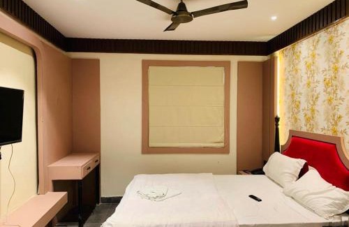 Kanpur Hotel | Budget-Friendly Hotel The Palassio with Child-Friendly Amenities
