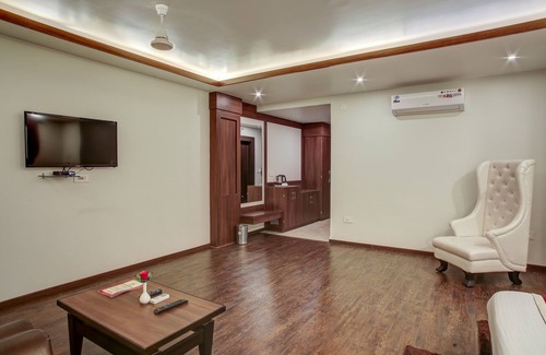 Katra Hotel | Relax at Hotel The Royal Krishna - 4-Star Spa Retreat