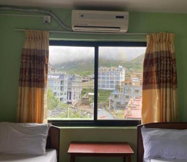 Mustang Hotel | Hotel The Royal Mustang